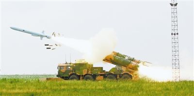 導(dǎo)彈發(fā)射。林曉營(yíng)攝