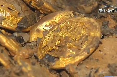 西漢?；韬蚰钩鰣D金餅187枚